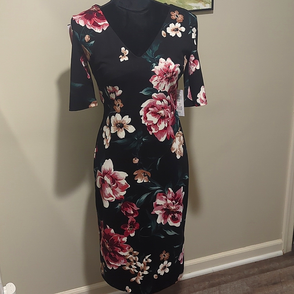 Cocktail dress NWT (leaving shop)